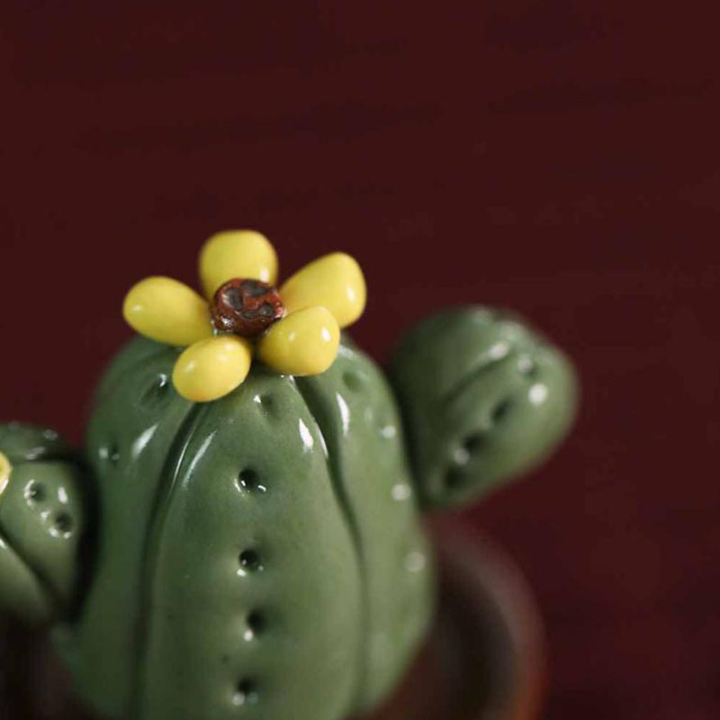 Ceramic fleshy cactus mini potted desktop decorations car decorations simulation plant ceramic ornaments