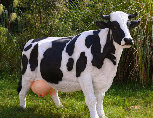 Customizable ODM OEM high quality life size resin fiberglass cow statue large animal sculpture