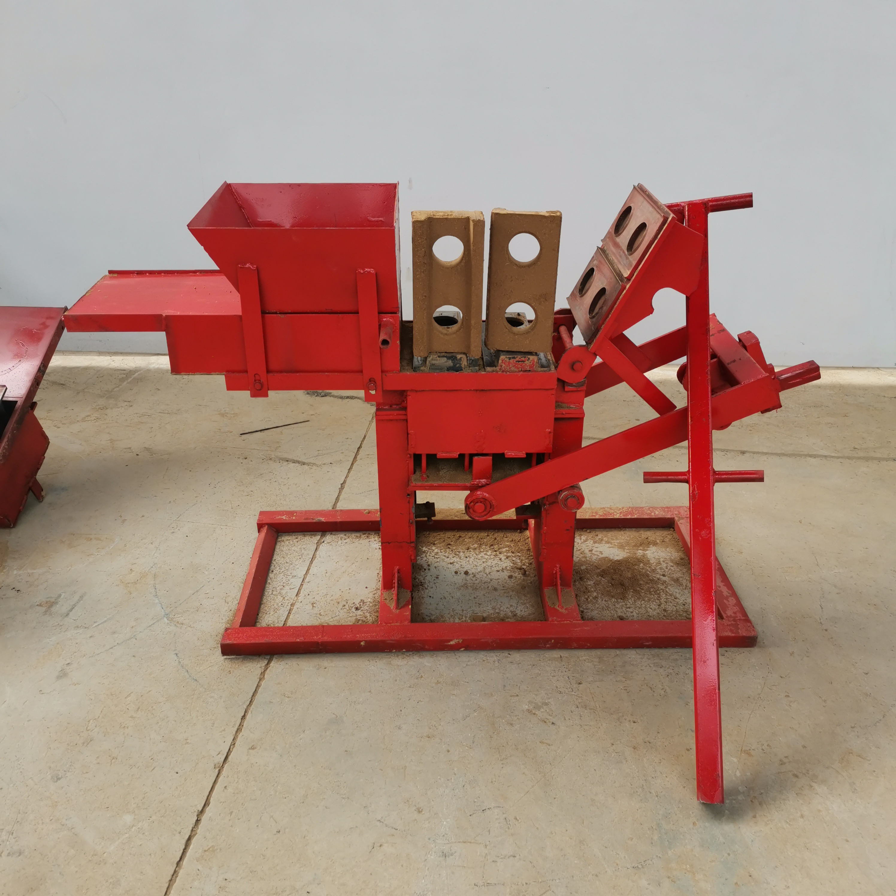 Small Clay Brick Machine QMR2-40 Manual Hand Press Mud Earth Block Making Machine Manual Bricks Making Machine Stanok Dlya Bloka