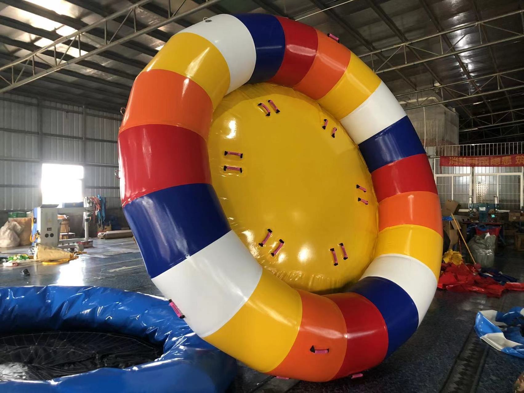 Inflatable Spinning UFO Towable Tube For Water Entertainment