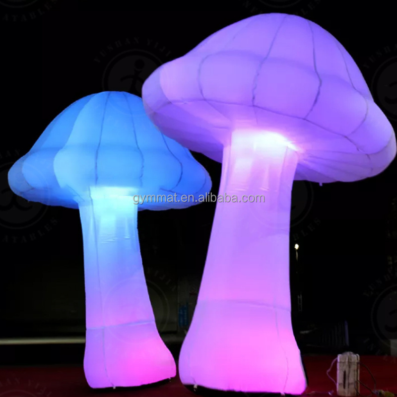 Newly Design Artificial Plants Giant Inflatable Mushroom With Lights For Decoration