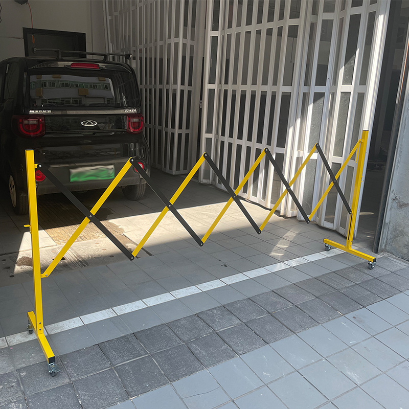 Crowd Control Mobile Steel Expandable Security Barrier Road Safety Adjustable Outdoor Folding Accordion Gate