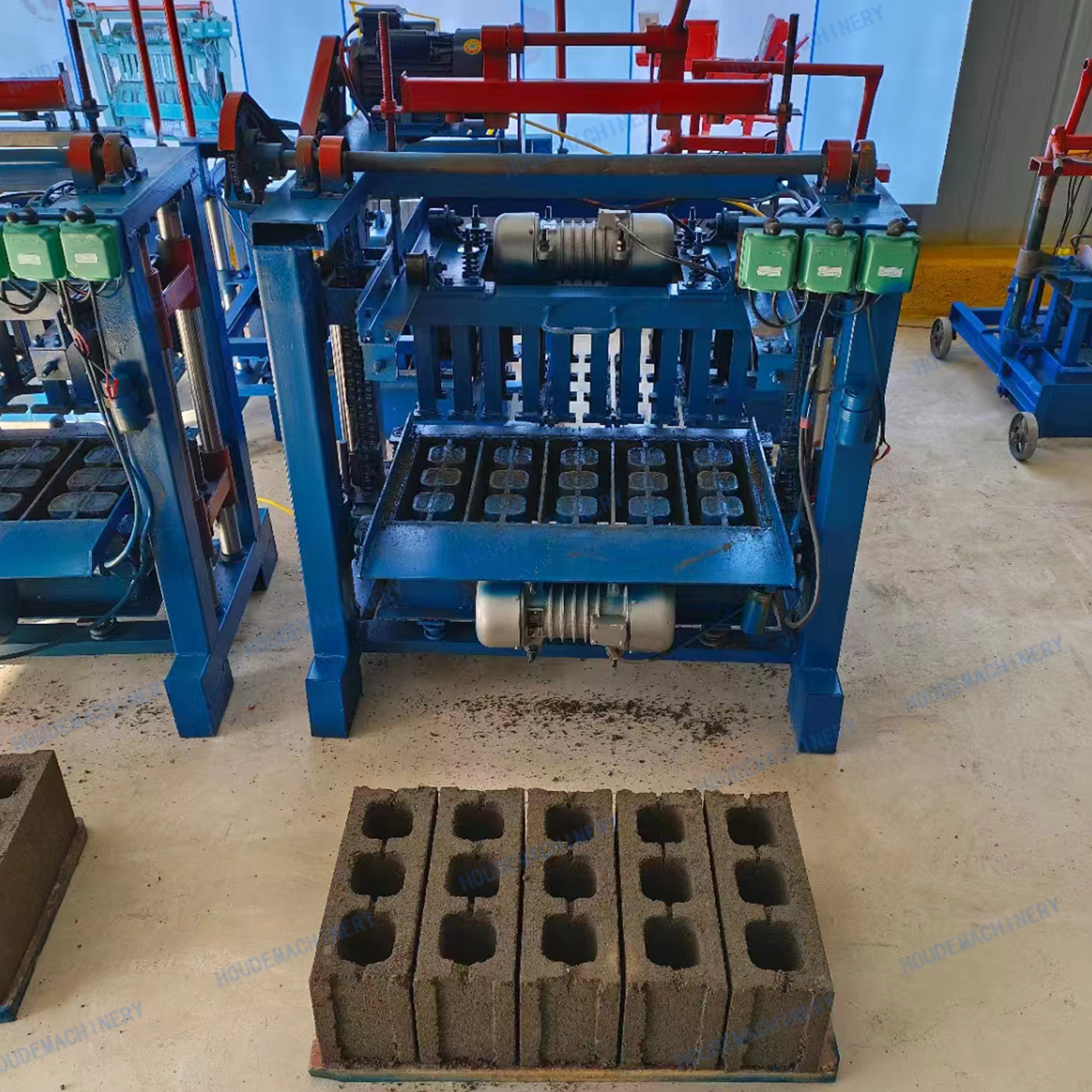 South Africa Making Bricks Machine Manual Brick Making Machine Hydraform Brick Making Machine In Congo