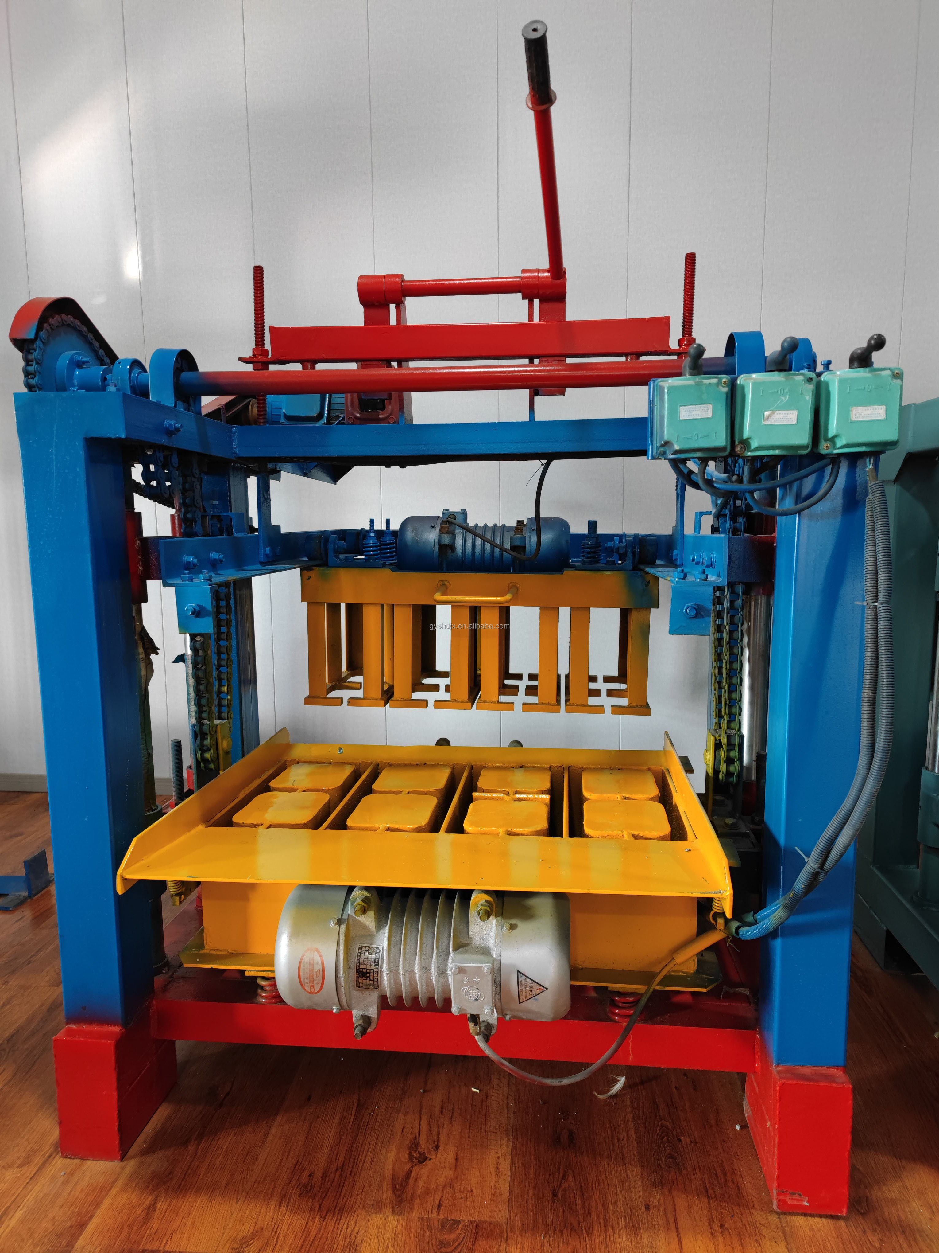 Paving Stone Making Machine Infrastructure Construction Widely Used Concrete Block Making Machine For Sale