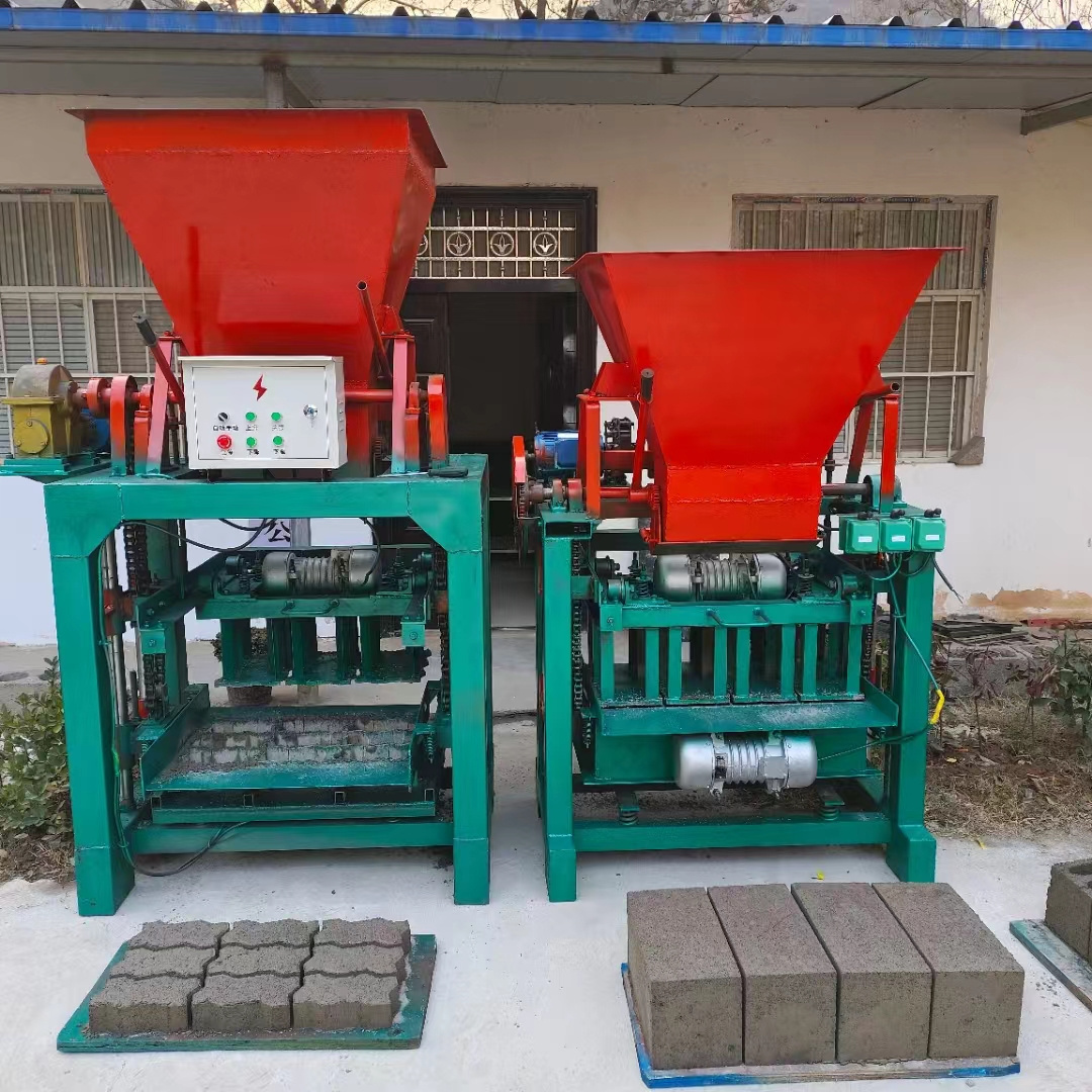 Hot Sales in Africa Multifunctional Automatic Concrete Block Moulding Machinery Cement Hydraulic Brick Making Machine