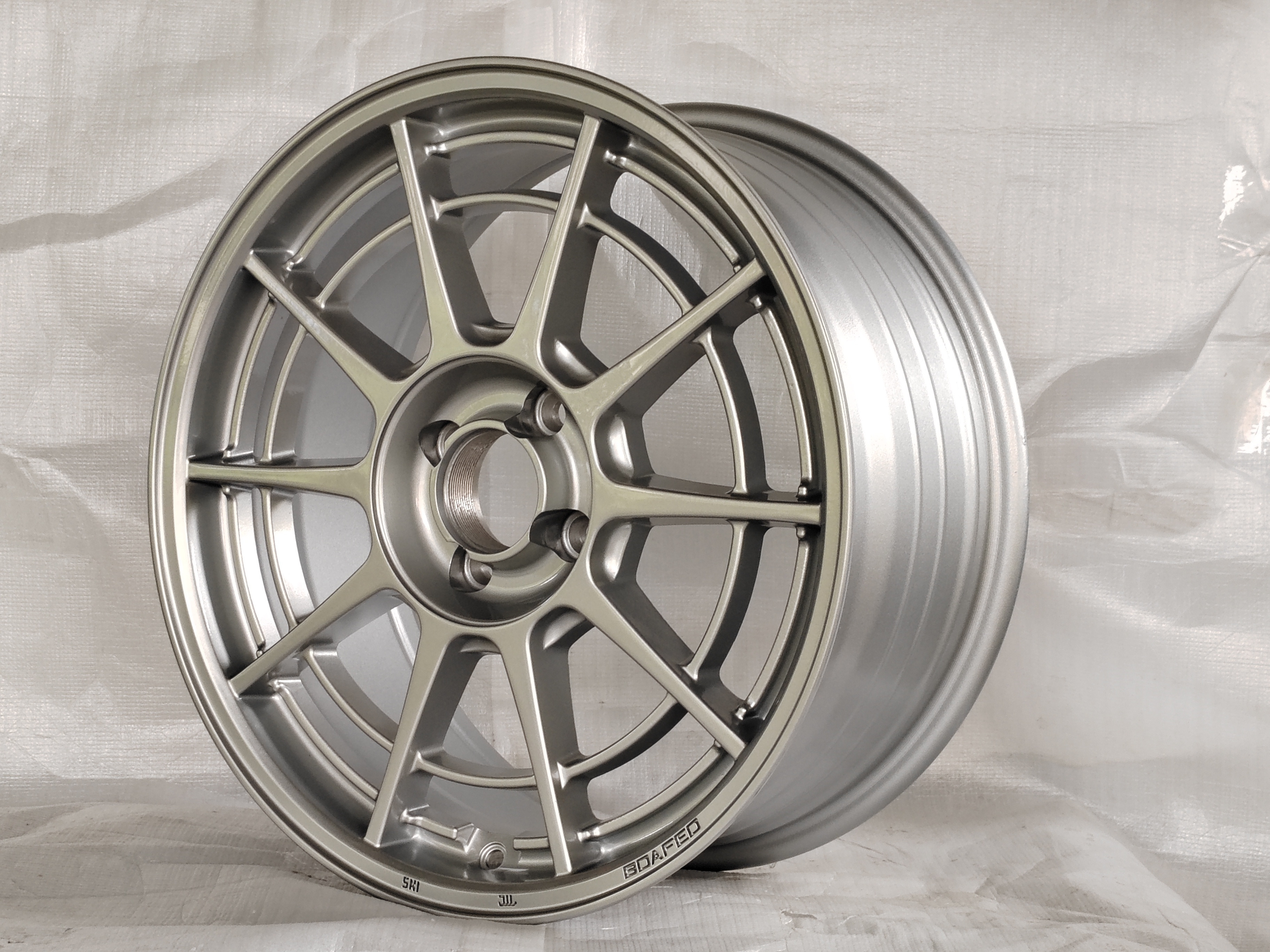 High Quality Aluminum Alloy Wheels 15/16/17 inch Passenger Car Wheel Rims PCD4x100/5x114.3 Silver/Black/Gold Color