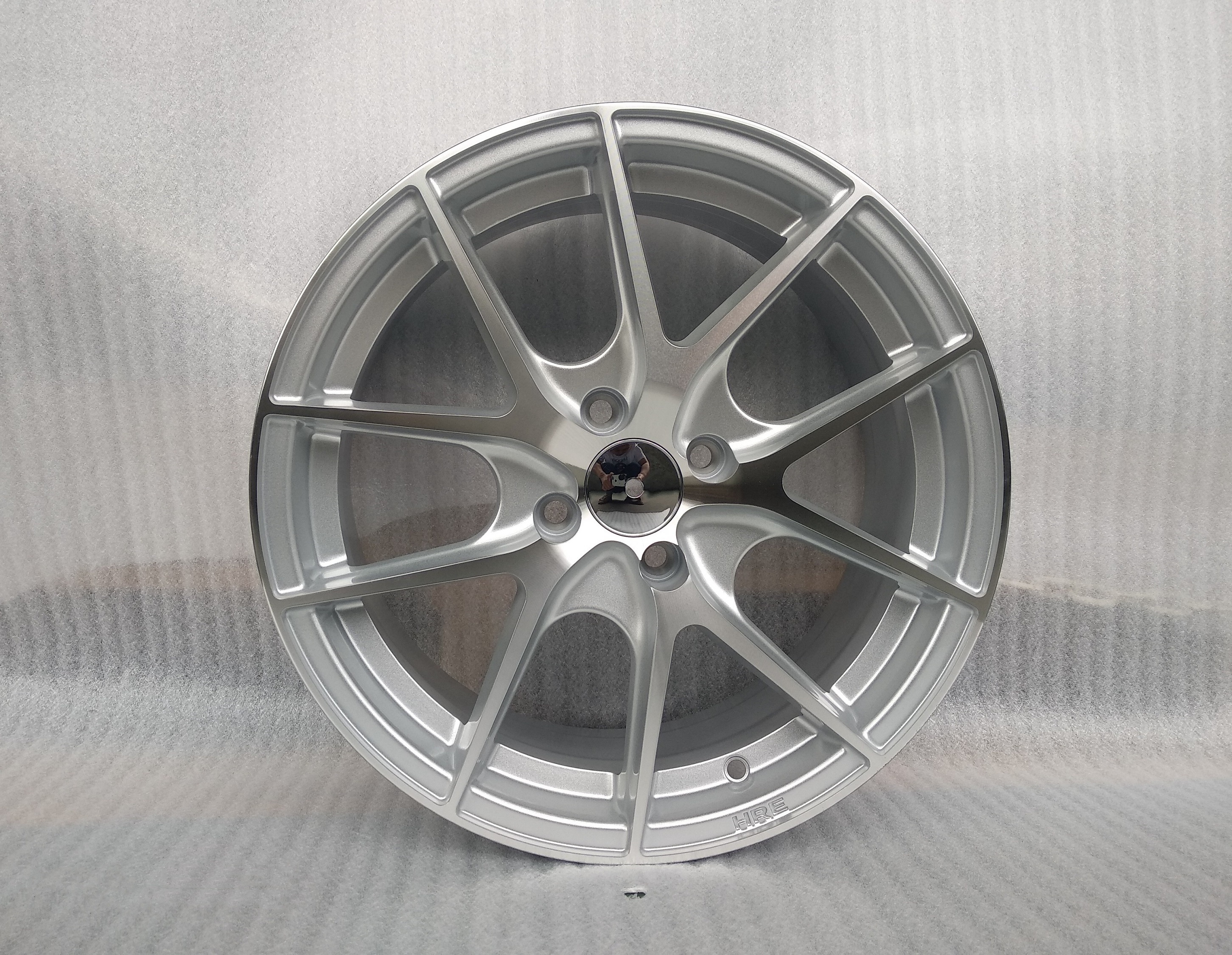 4 Holes Car Rims 17x7.5j/PCD4x100/ET35 Silver Color Aluminium Alloy wheels Multi Spoke Passenger Car Wheels Factory price