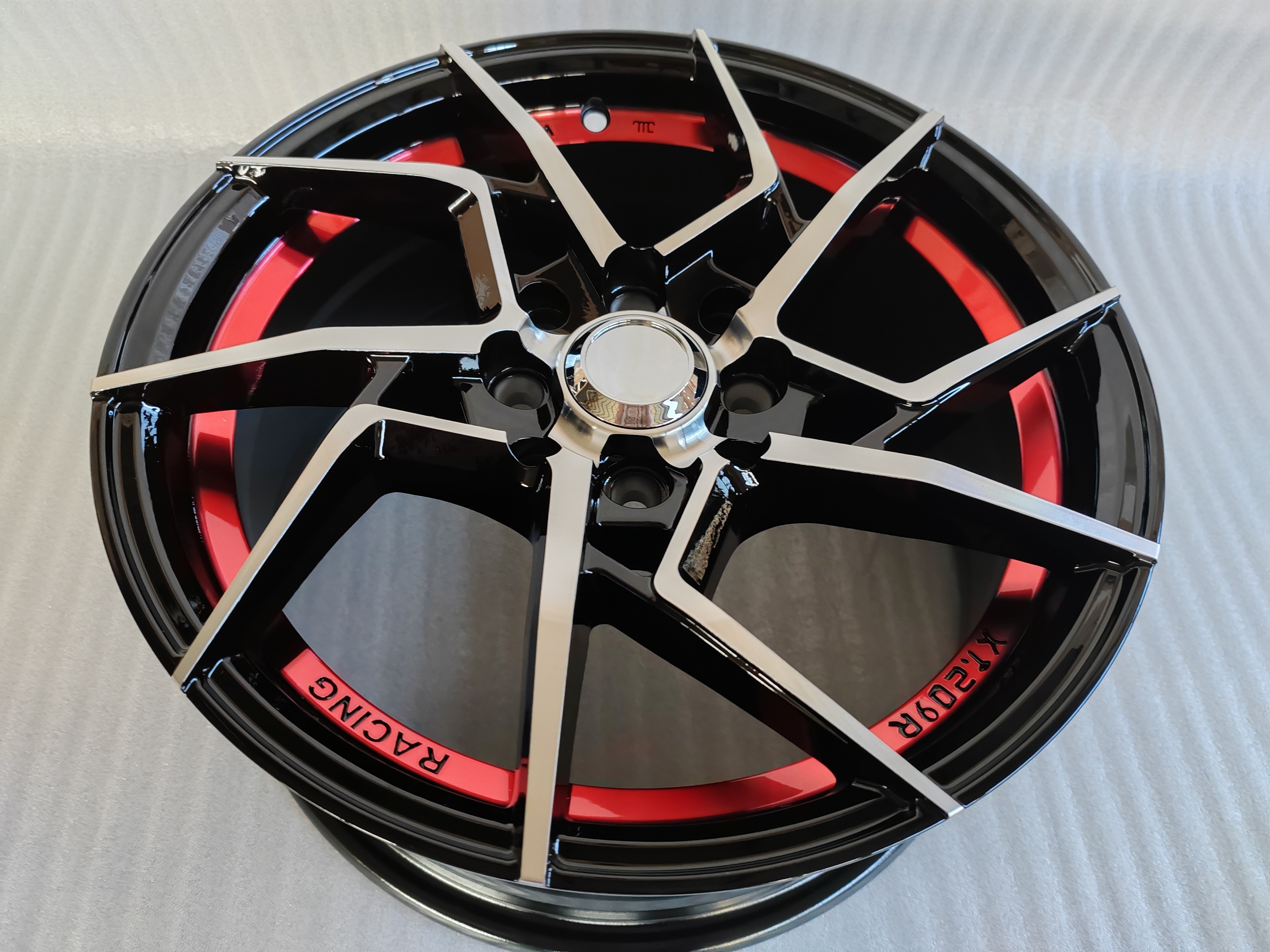 15inch Popular 4*100/114.3 Racing Aluminium  Alloy Rims with Red inner ring R15x6.5 inch Mags Wholesale Huge Stock Alloy Wheels