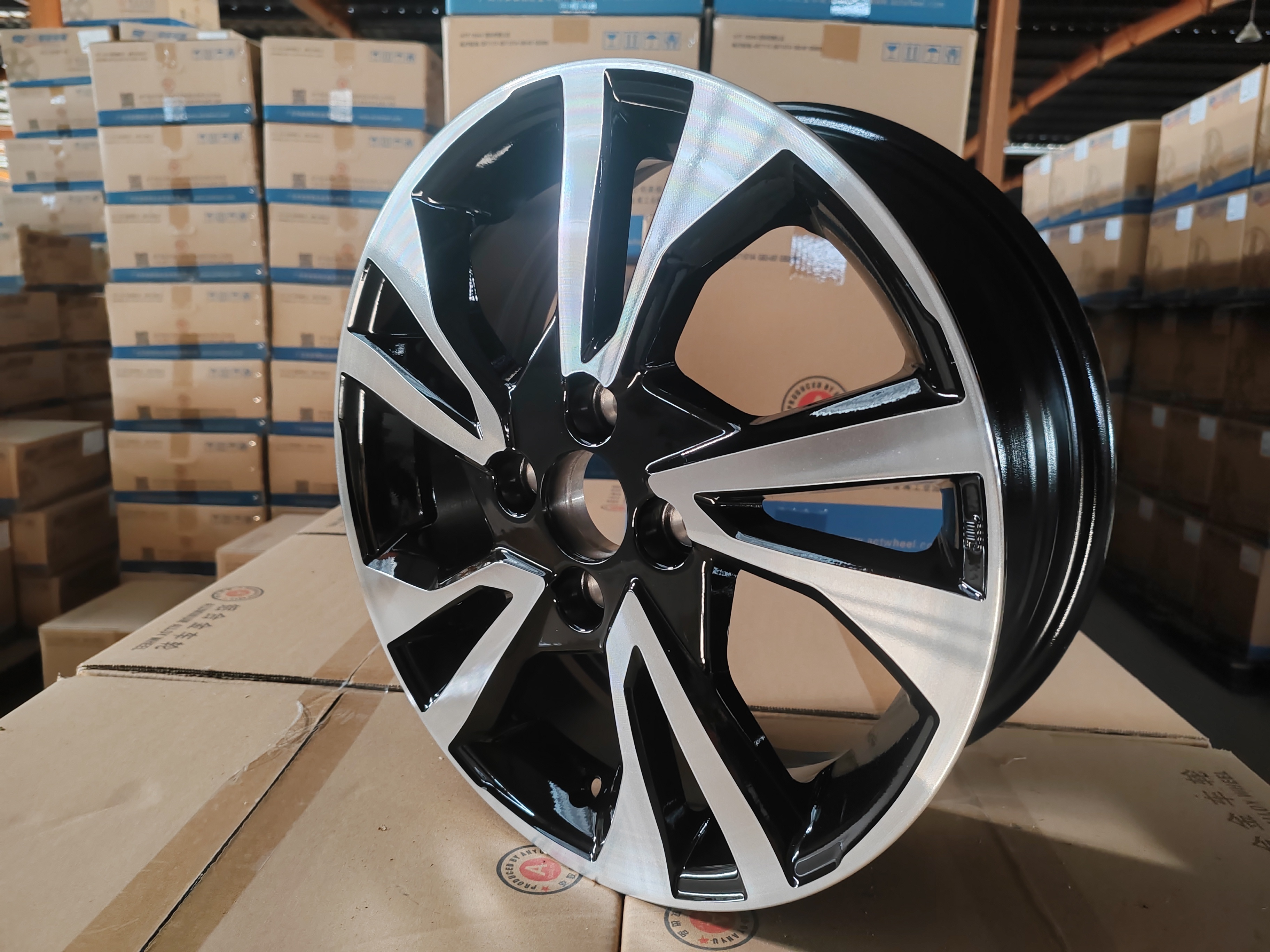 After Market High Quality Factory Oem 15x5.5 Aluminum alloy wheels Universal Passenger car wheel rims With Pcd 4x100