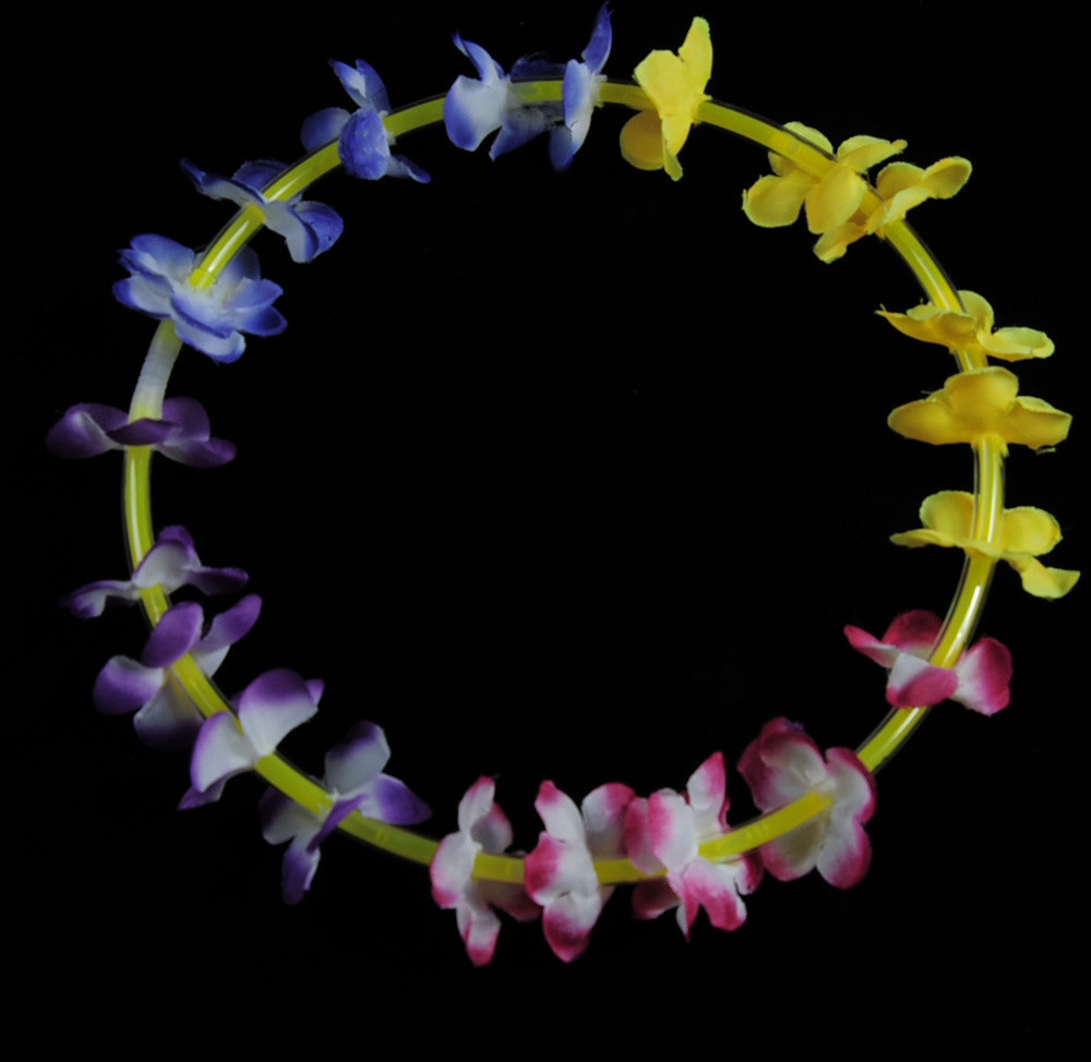 Wholesale Glow Necklace In The Dark Stick Flower Necklace For Party