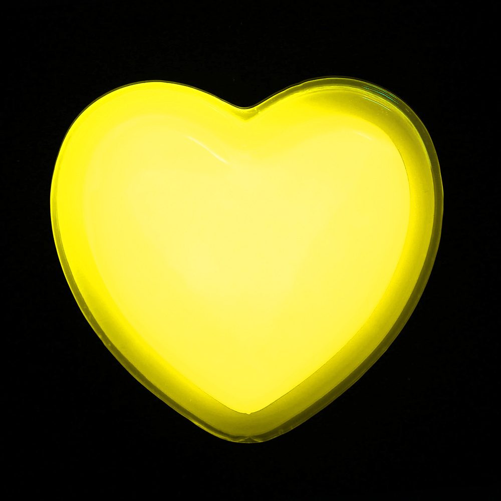 2023 New heart shaped glow toys holiday decoration Party light  glow badge