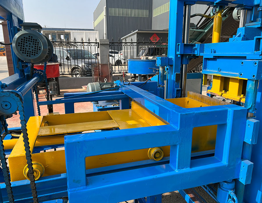 brick to earn money hydraulic hollow concrete block machine in Ghana