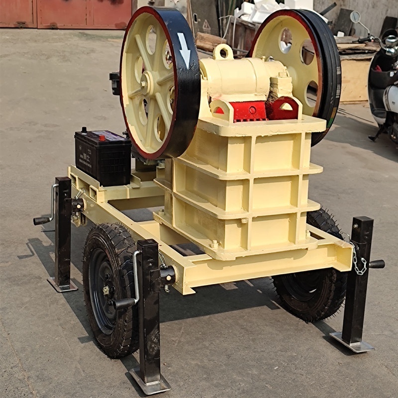 Small mini portable diesel engine pe mobile iron gold ore granite stone rock crushing primary jaw crusher machine price for sale