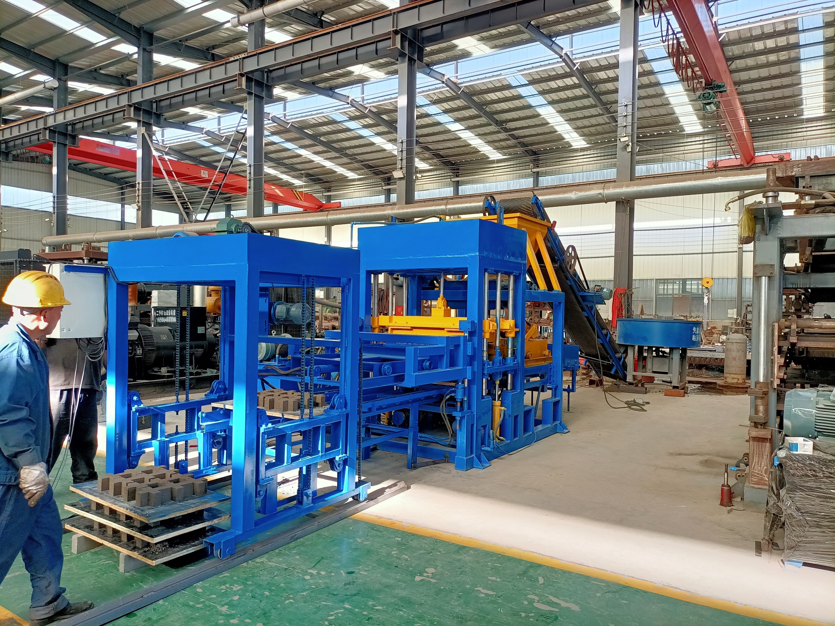 Automatic Block Cutting Machines  Building Material Machine Block Making Machine Green Auto Power Sales Plastic Big Color