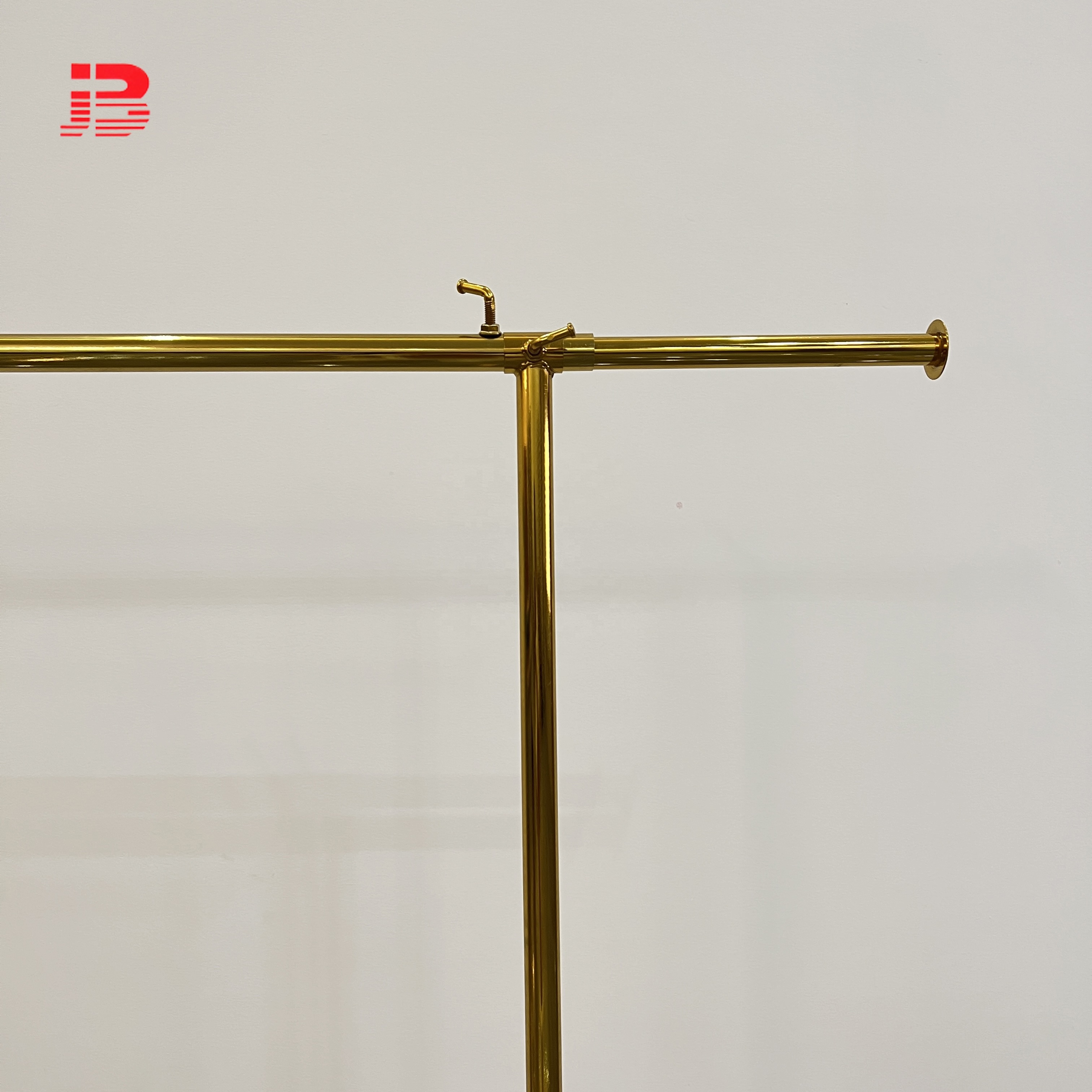 Metal Garment Display Rack Golden Clothing Display Stand For Shop