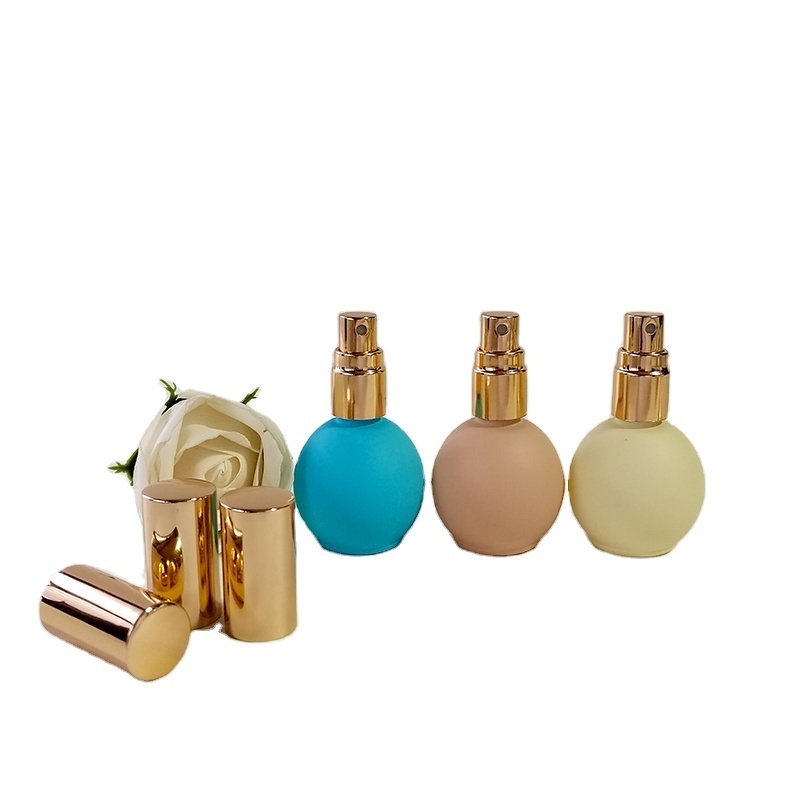 Empty round ball bulb shape 10ml glass spray perfume bottle with fine mist golden sprayer for perfume packaging