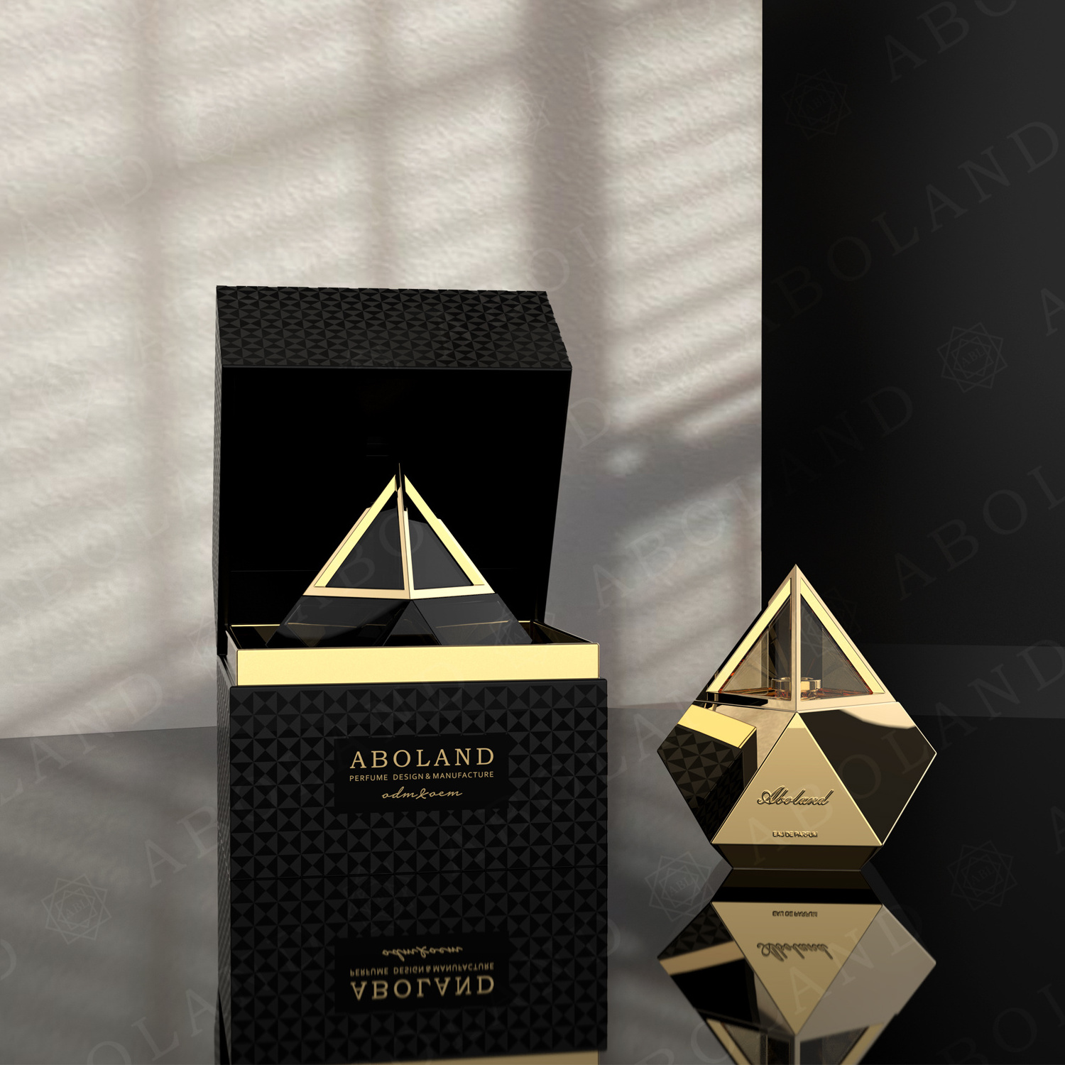 Unique Pyramid Perfume Bottle Original Design With Patent Certificate To Support Customization