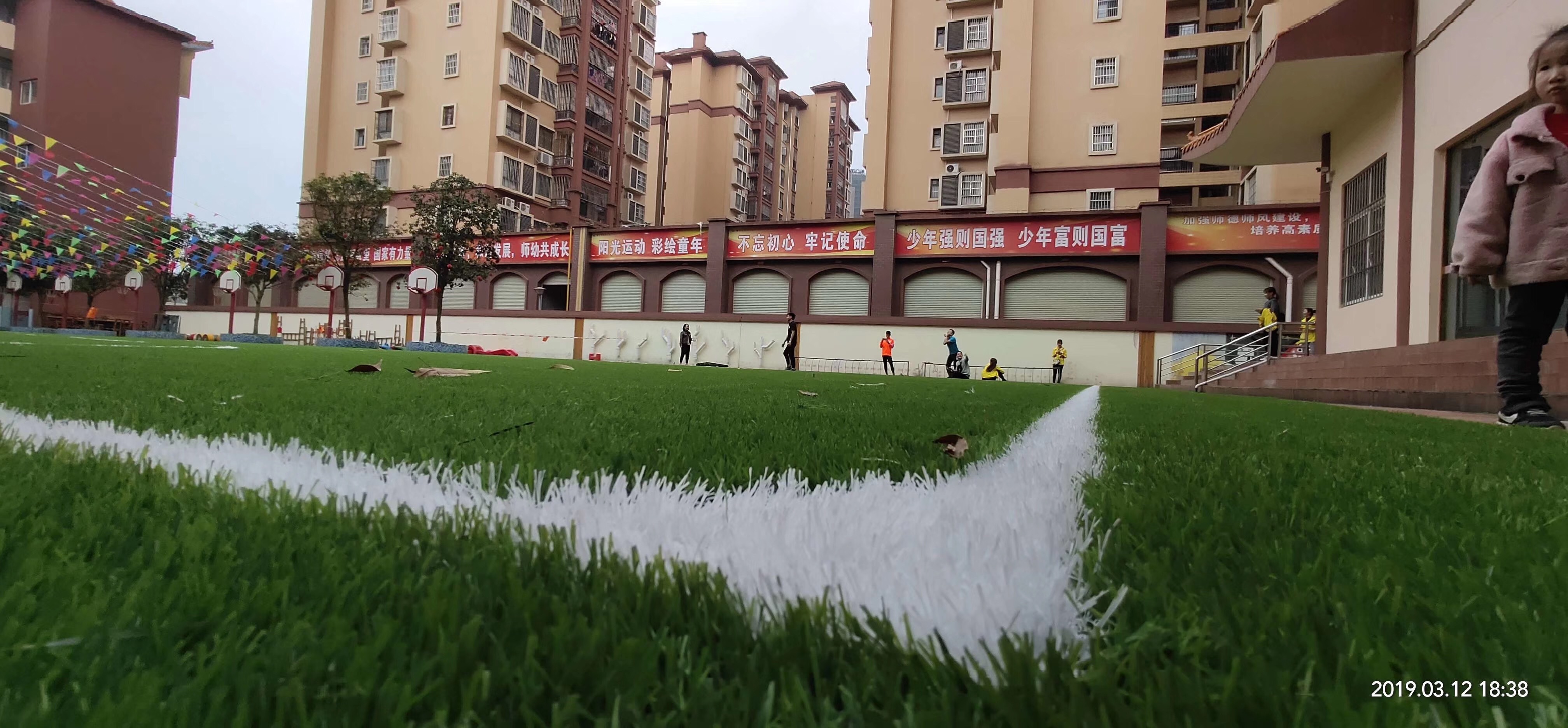 Mini Soccer Field Using Non-infill football grass artificial landscaping turf high quality and non toxic good for children