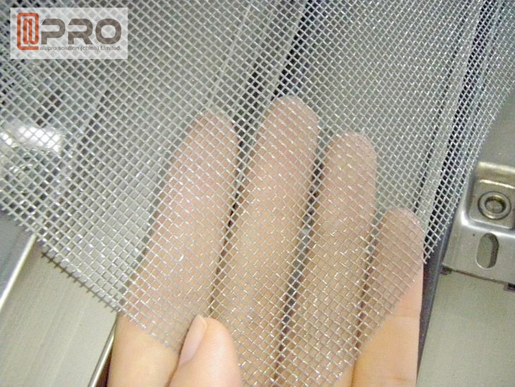 factory customized New design retractable screen mosquito net roll-up ...