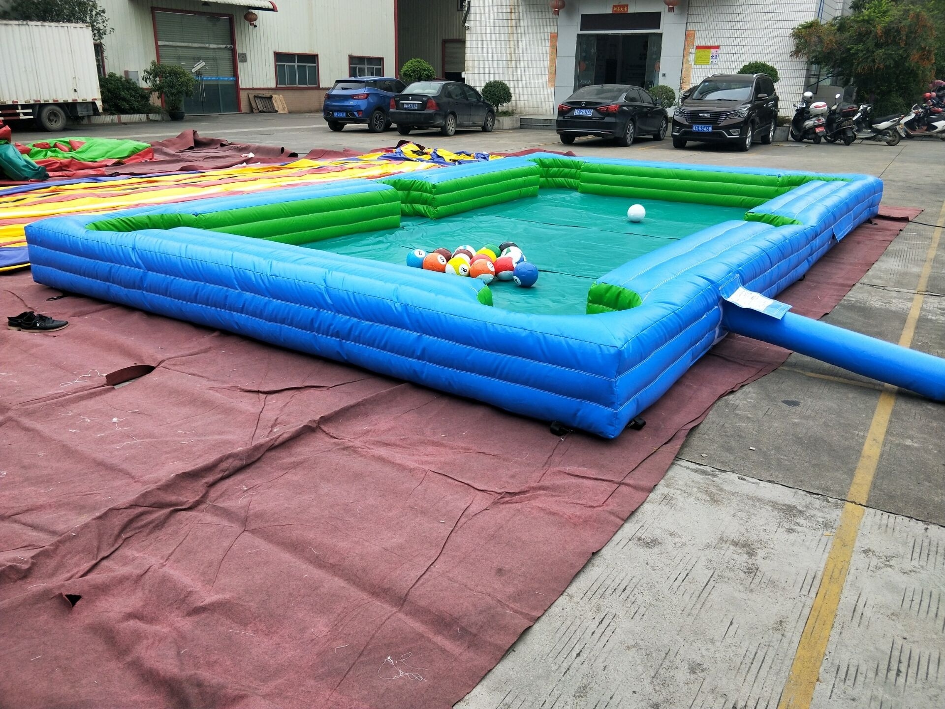 High quality inflatable carnival games/ 0.55mm PVC inflatable billiard table/ inflatable adult and kids games for sale