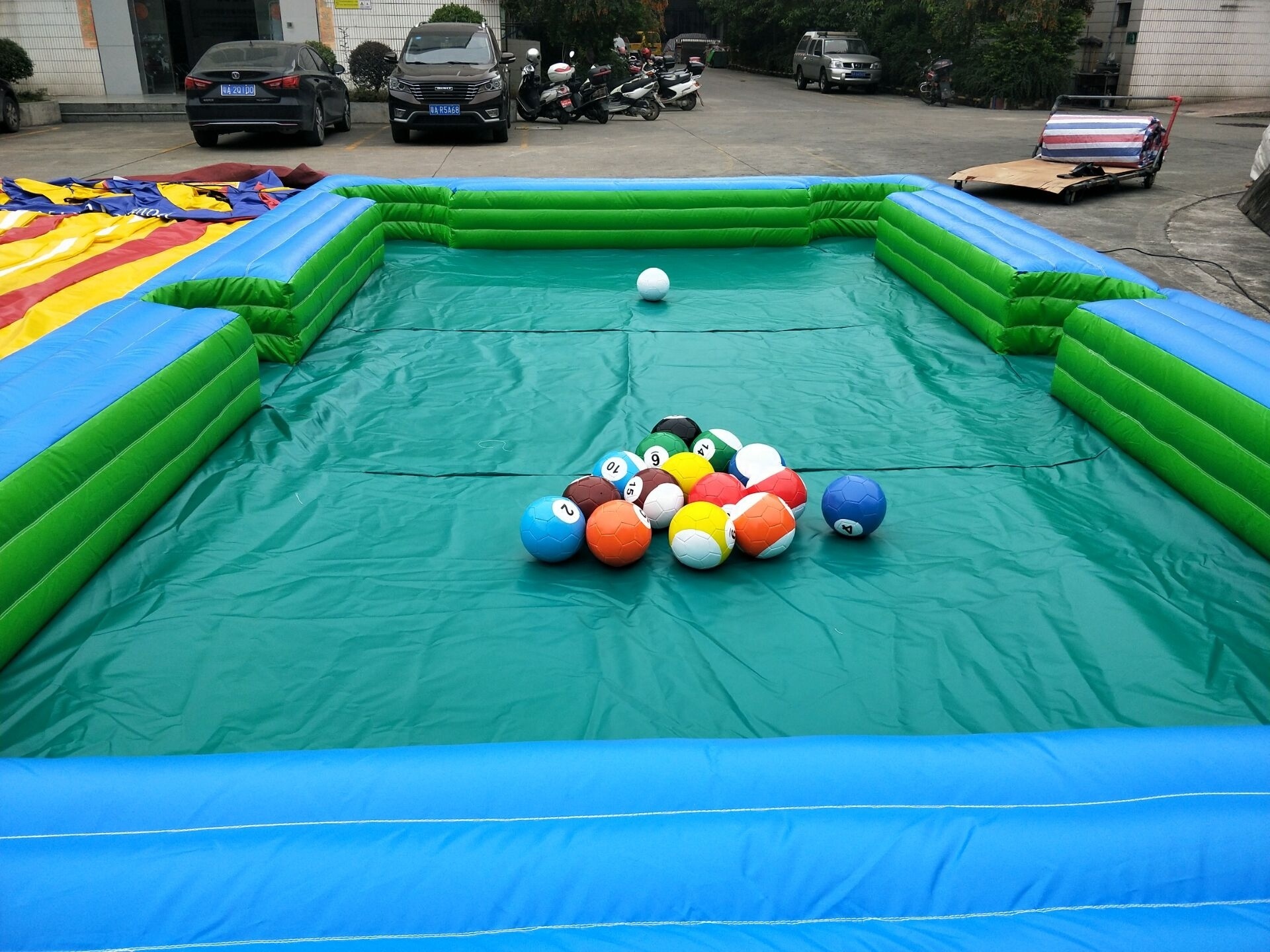 High quality inflatable carnival games/ 0.55mm PVC inflatable billiard table/ inflatable adult and kids games for sale