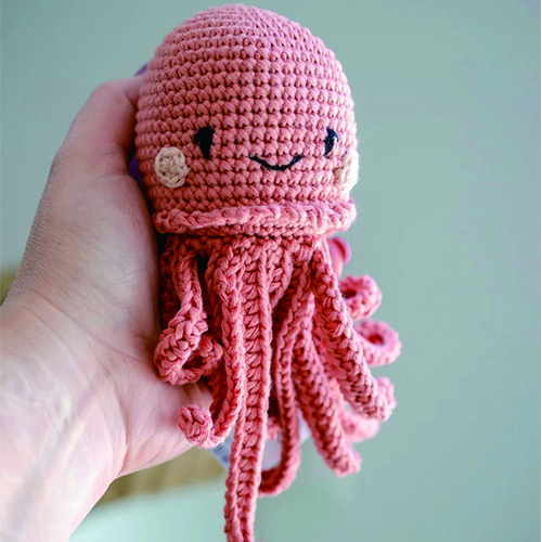 100%Cotton Matching Amigurumi Crochet Baby Rattle Personalizable Jellyfish Premature Baby Cuddly Toys