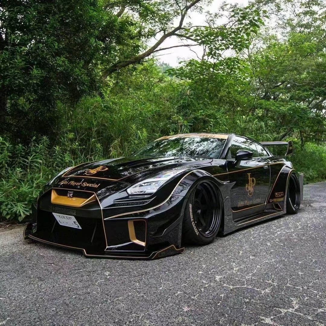 BETTER High Quality Car wide bodykit For Nissan GTR R35 2008- To liberty walk v3 Style carbon fiber hood front rear bumper