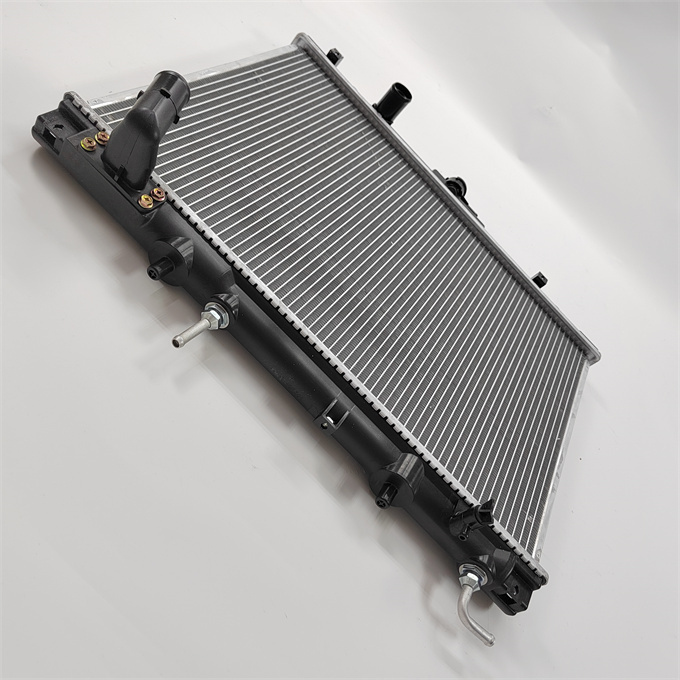 WLBTR Hot sale MN153206 Radiator For Chrysler Sebring Mitsubishi Eclipse Pajero Sport