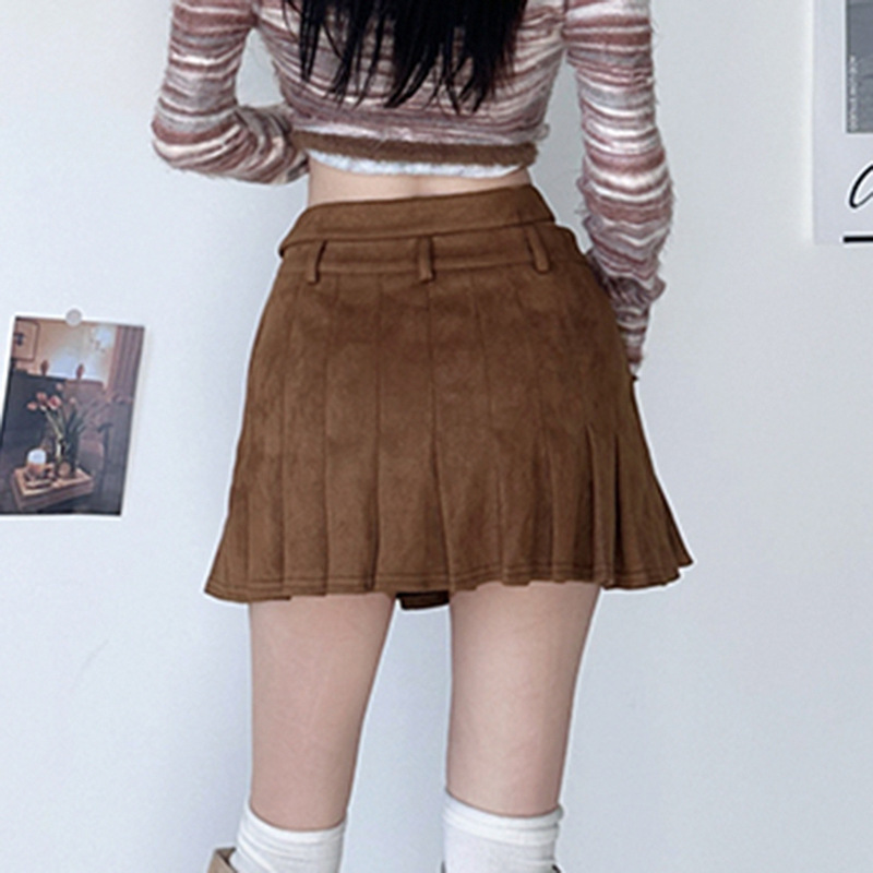 Street hot girl retro outfit asymmetric new design brown skirt women slimming pleated skirt