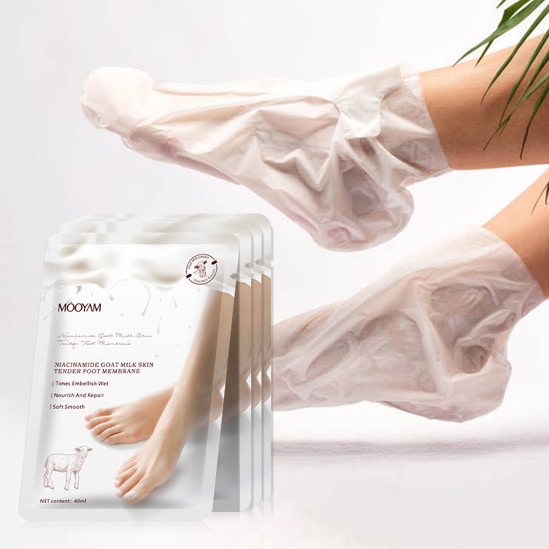 Wholesale Korea Callus Removal Foot Peel Mask Socks Moisturizing Pedicure Exfoliating Peeling Foot Mask With Goat Milk