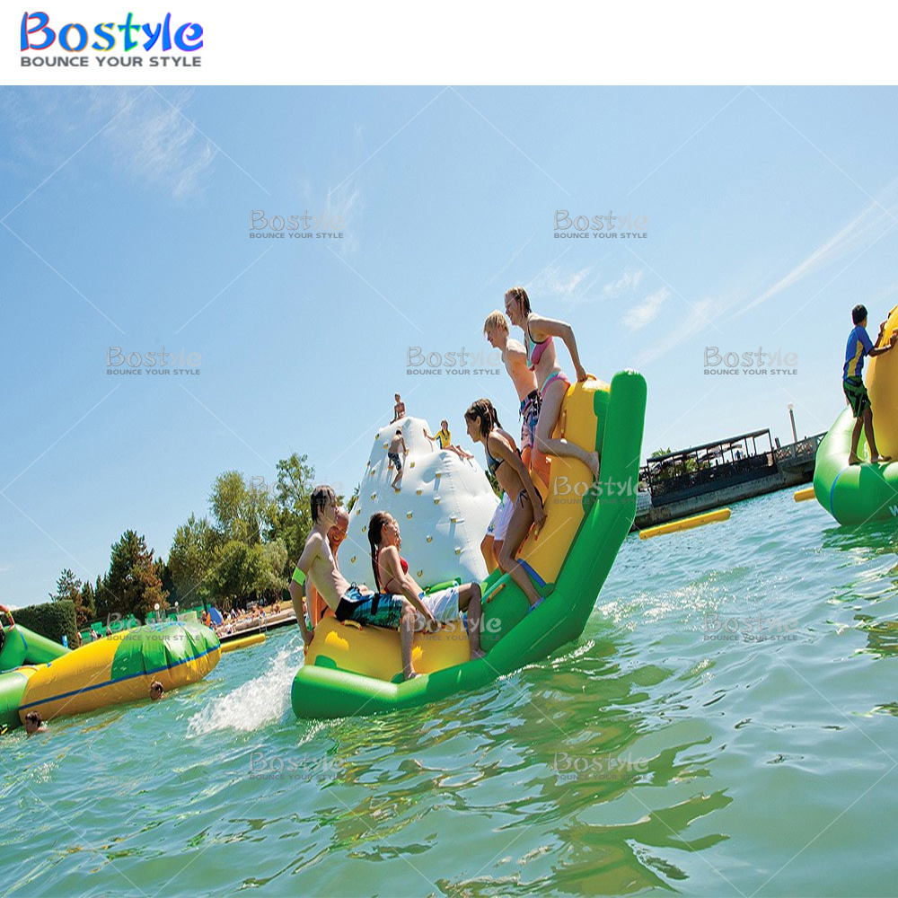 2022  inflatable water boat water bumper banana boats for sale