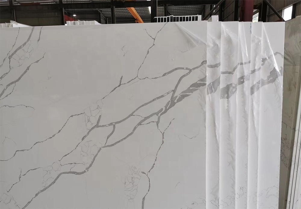 China Wholesale Cheap Gray Vein Calacatta Gold Quartz That Looks Like White Artificial Marble