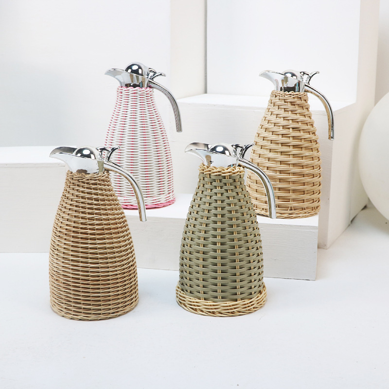 Newborn high quality customized hand made rattan stainless steel vacuum insulated water bottle thermos tea coffee pot