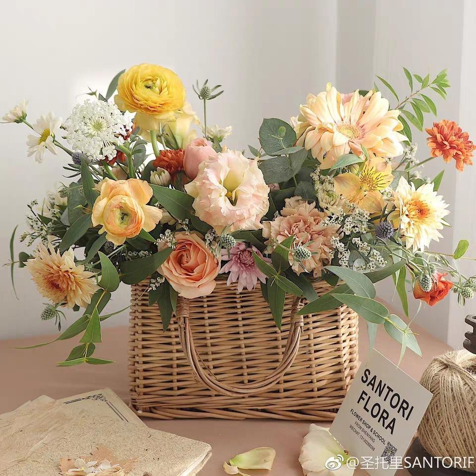 New Fashion Natural Rustic Wicker Flower Basket For Home Wedding Party Festival Christmas Decoration Rattan Flower Basket