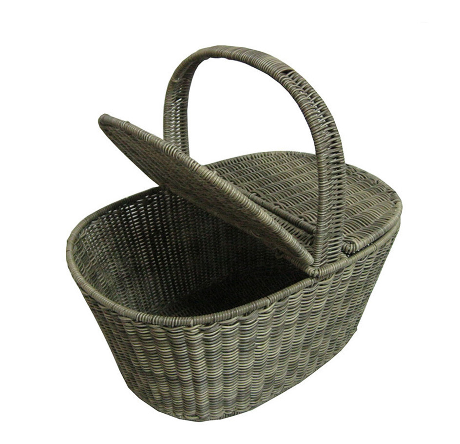 custom cheap durable washable picnic basket rattan basket with cove and liner for hotel