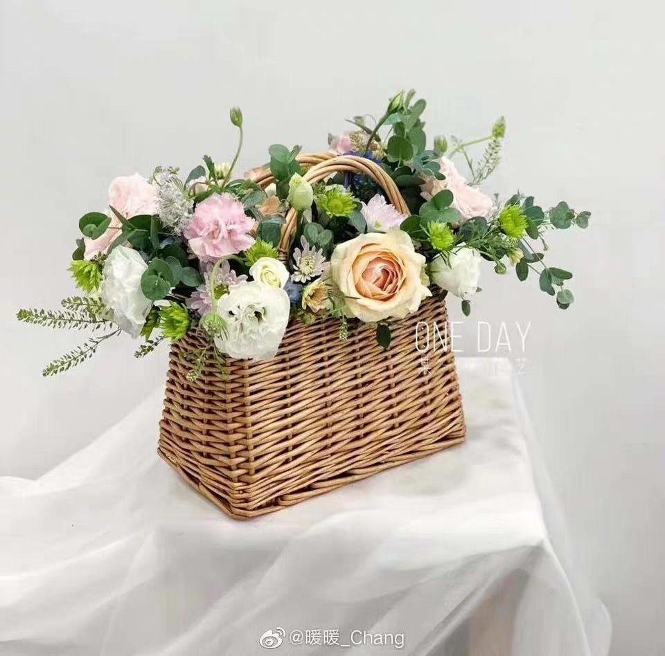 New Fashion Natural Rustic Wicker Flower Basket For Home Wedding Party Festival Christmas Decoration Rattan Flower Basket