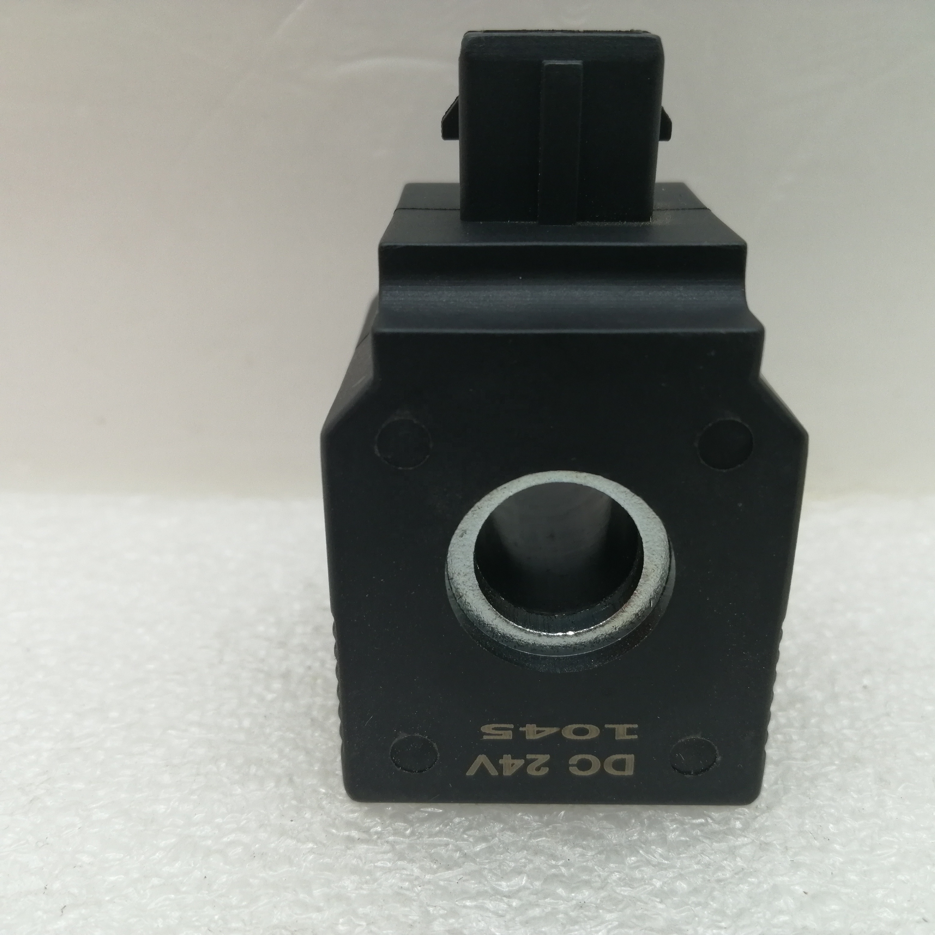 400AA00033A coil 24VDC C13DM24/ 14W UN-D solenoid valve core for JCB 426 436 engine