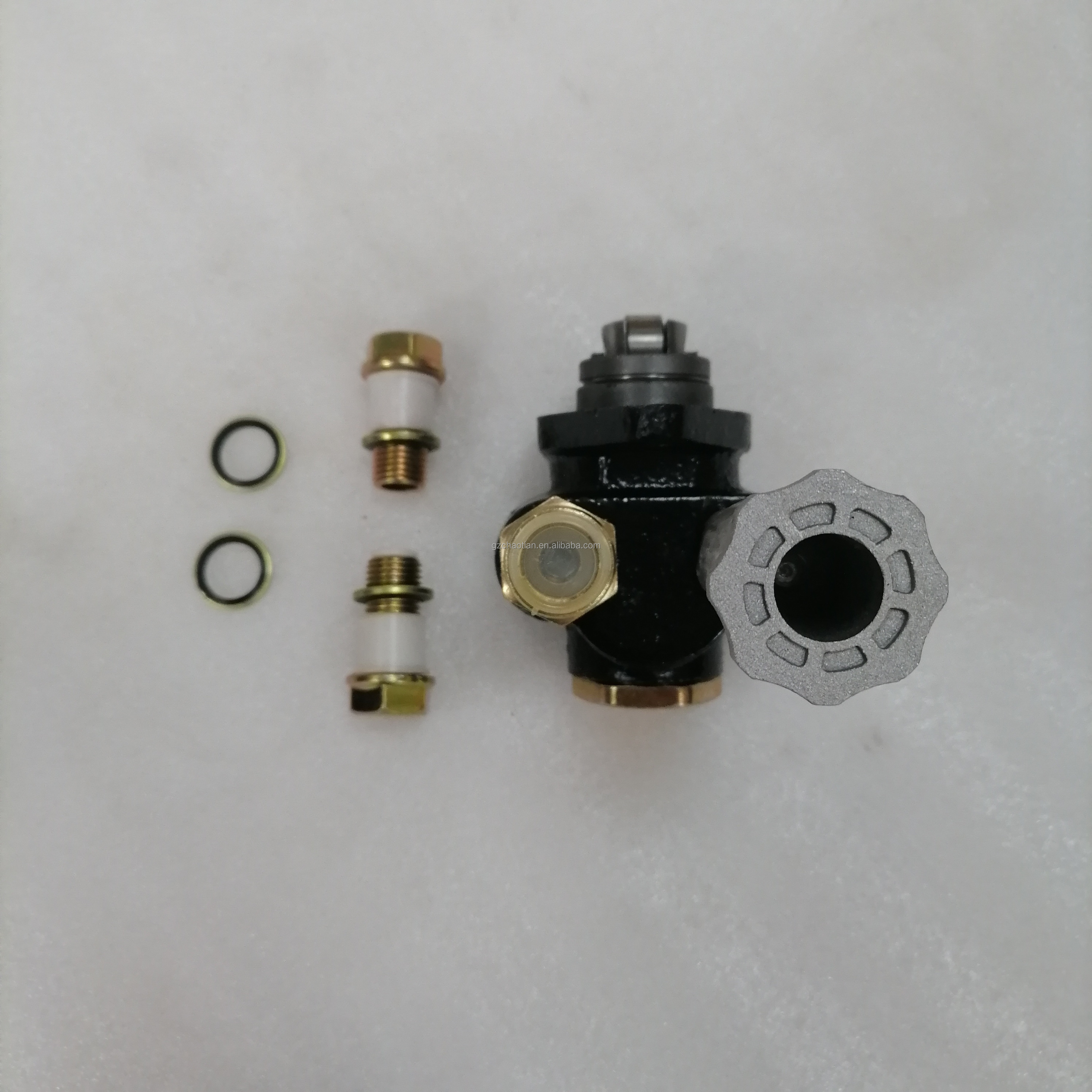 Construction Machinery Parts 4D102 6D102 engine fuel  pump 105220-5960 for PC200-5 PC200-6 excavator fuel  pump