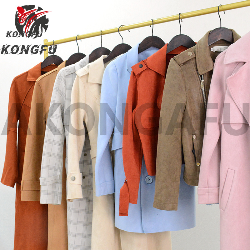 AKONGFU 2023 ladies winter windbreak jacket women jackets apparel stock wholesale used woman clothes italy second hand clothes