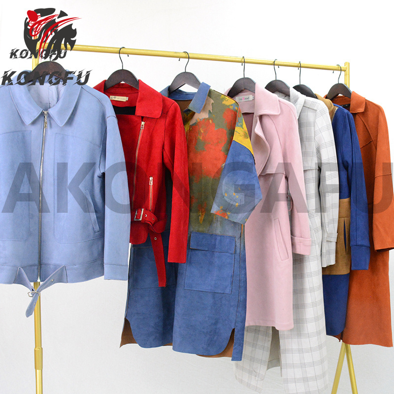 AKONGFU 2023 ladies winter windbreak jacket women jackets apparel stock wholesale used woman clothes italy second hand clothes