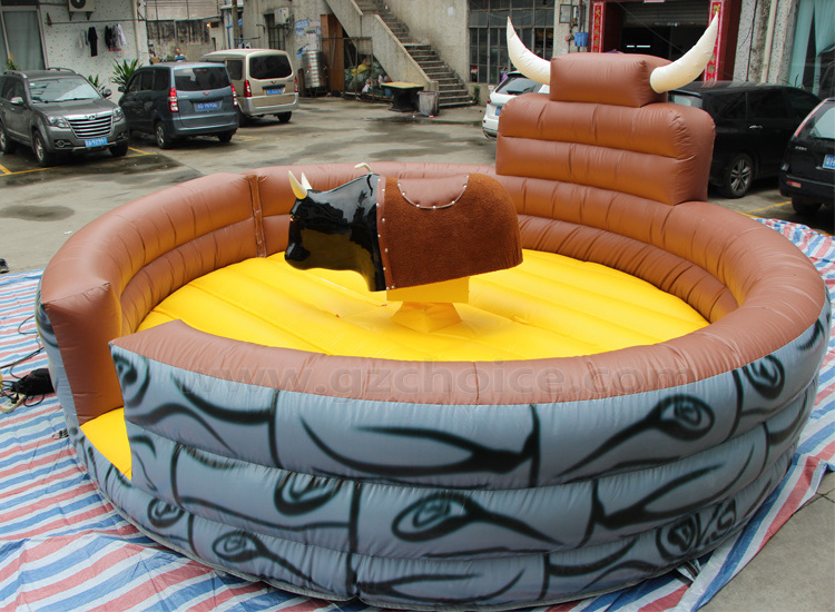 new arrival commercial outdoor crazy sport games inflatable bull riding machine rodeo mechanical bull for rental