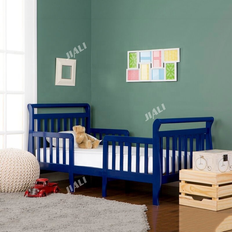 Wholesale House Kids Bed Bedroom Set Dark Brown Newborn Boy Baby Wooden Baby Cribs Cot Bed For Sale