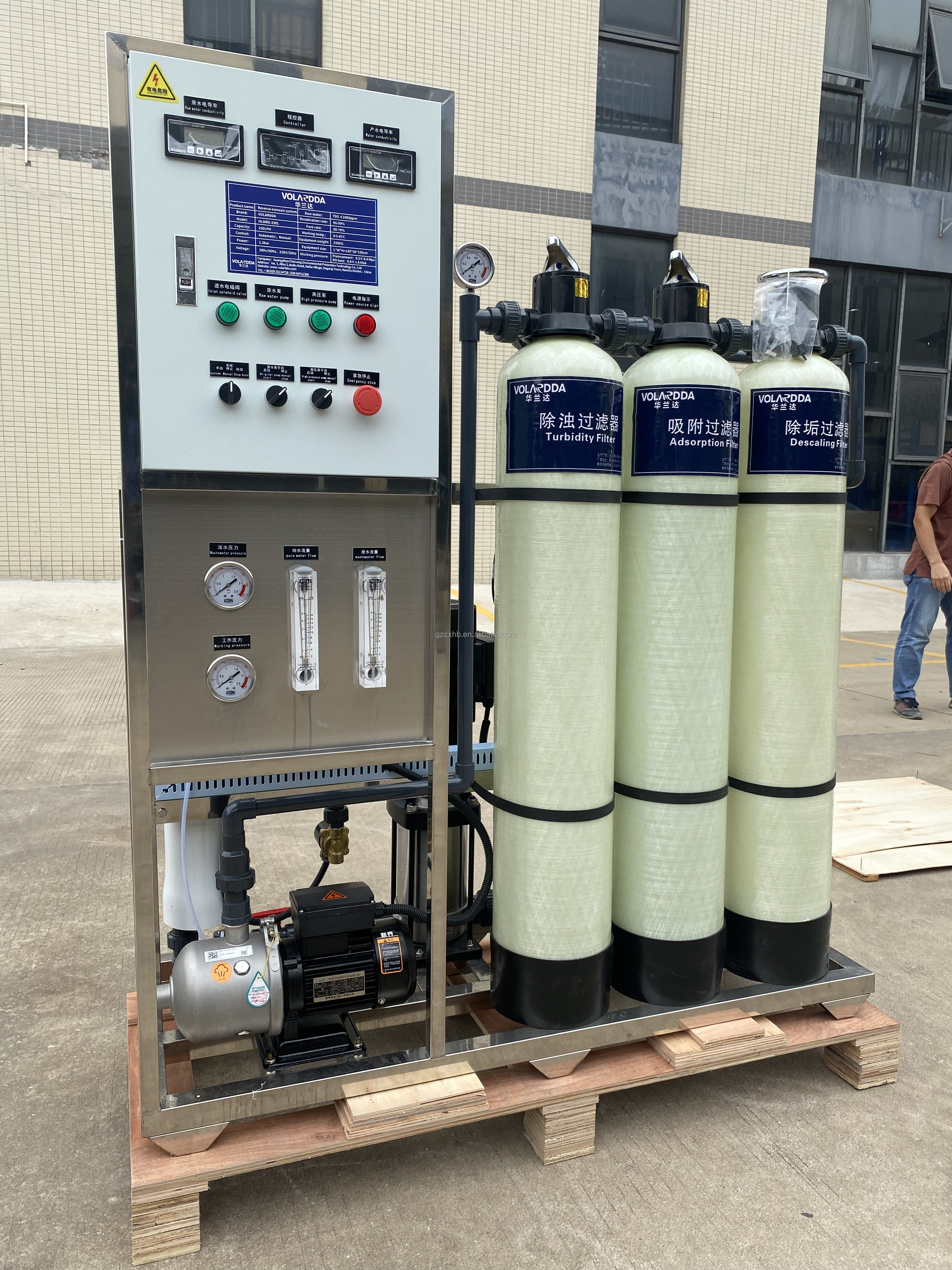 Water Desalination Production of 10 thousand liters per day Water RO tank and the sachet machine 500L/h osmosis