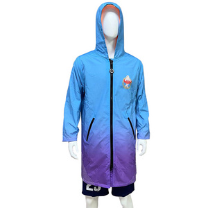 Custom Unisex Beach Pool Warm Poncho Coat Long Sleeve Surf Changing Robe Surf Parka Dry Coat Waterproof Swim Parka for Swimmers