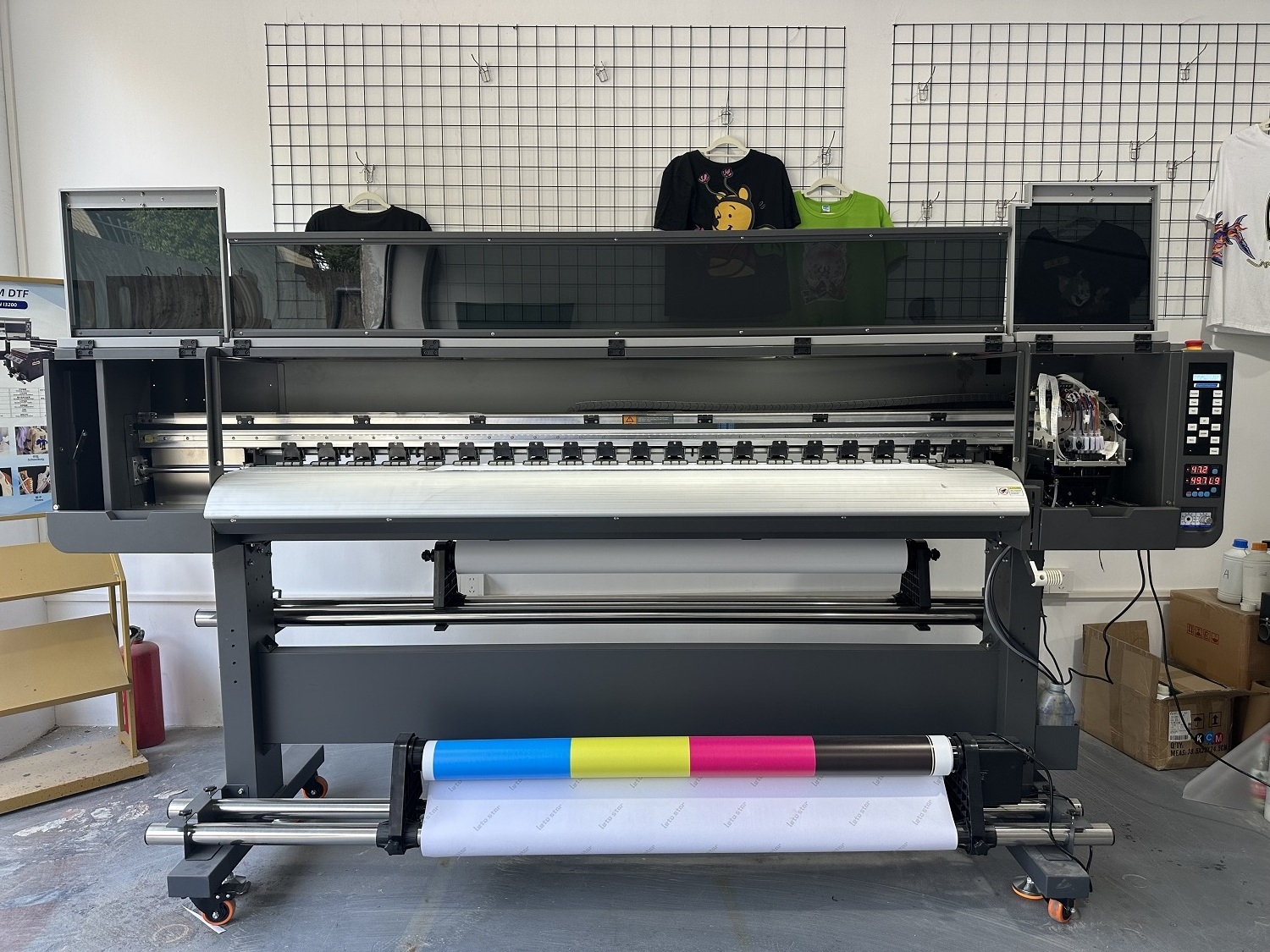 large format 1.9m XP600/i3200 eco solvent printer and cutter digital Inkjet pvc vinyl flag banner wallpaper printing machine