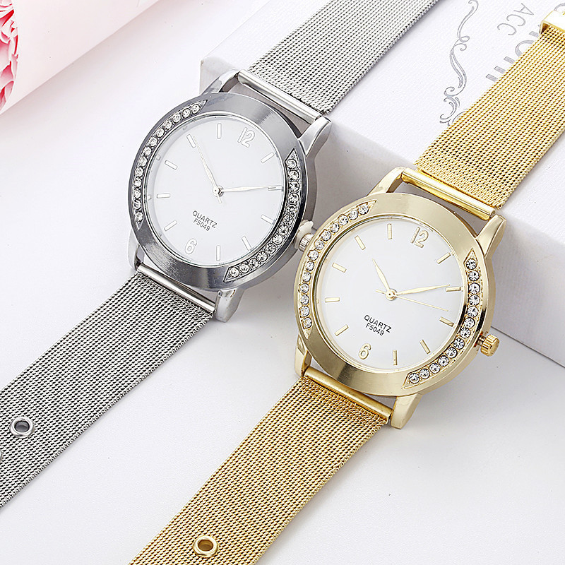 The spot!2021 Latest  Women's quartz watch  Geneva steel strap watch Men's and women's watch Rhinestone