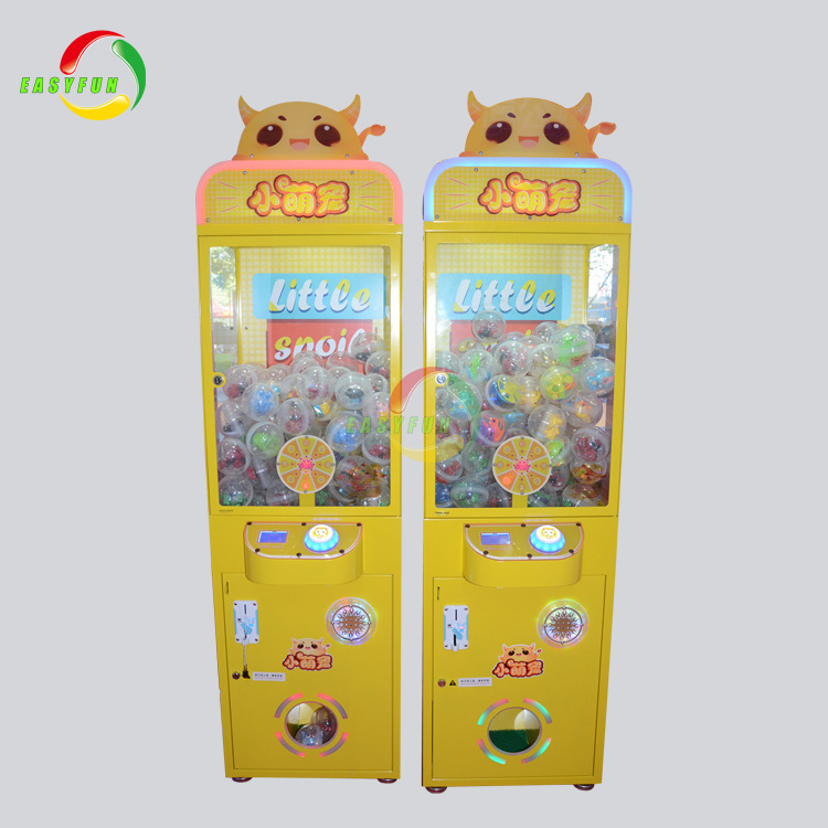 Coin operated push win gift game machine key master capsule toy vending machine