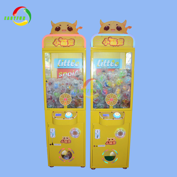 Coin operated push win gift game machine key master capsule toy vending machine