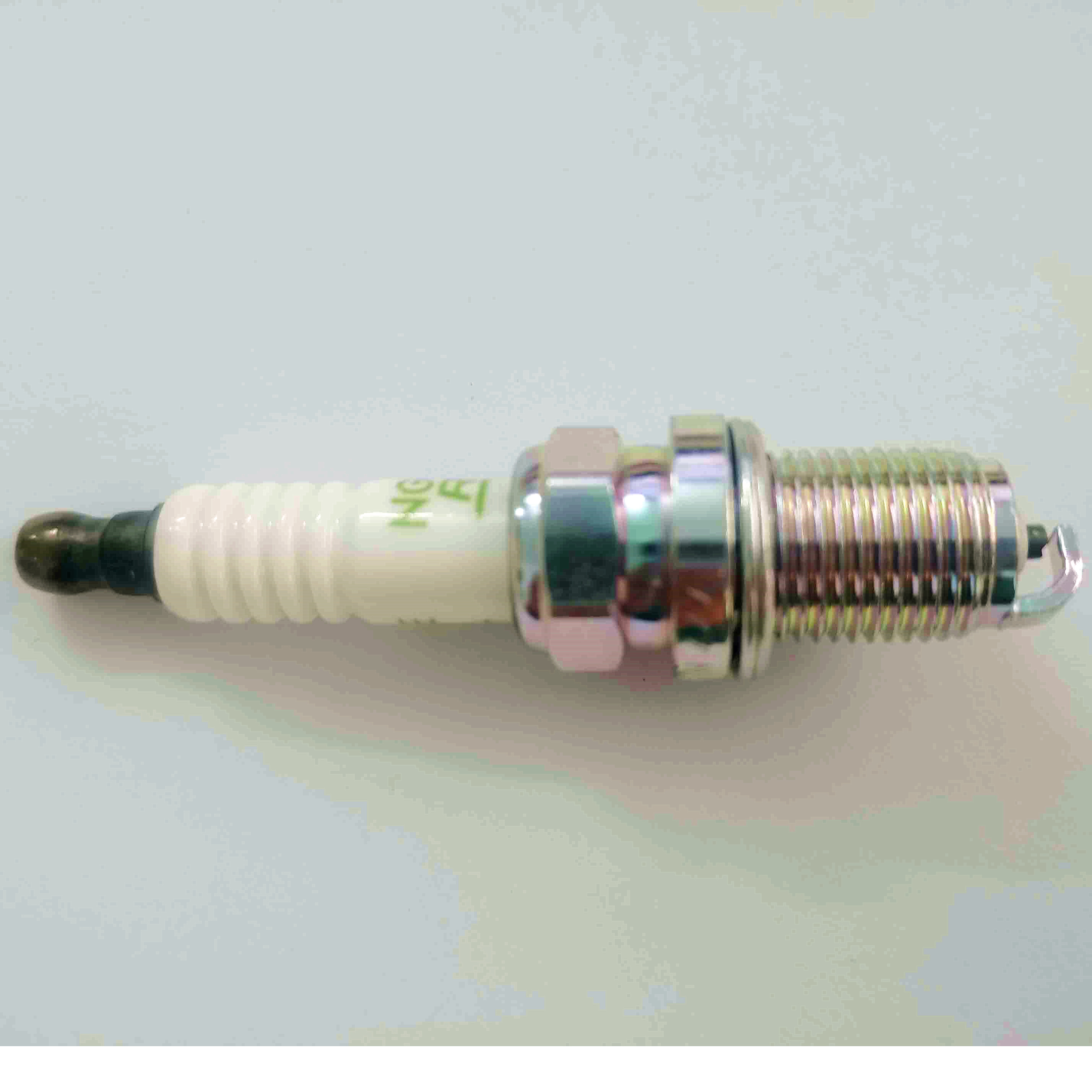 Guangzhou Genuine chevrole-t Auto parts 96130723 90487588 91149455 25108074 1214009 1214148 1214009 Gas Engine Spark Plug