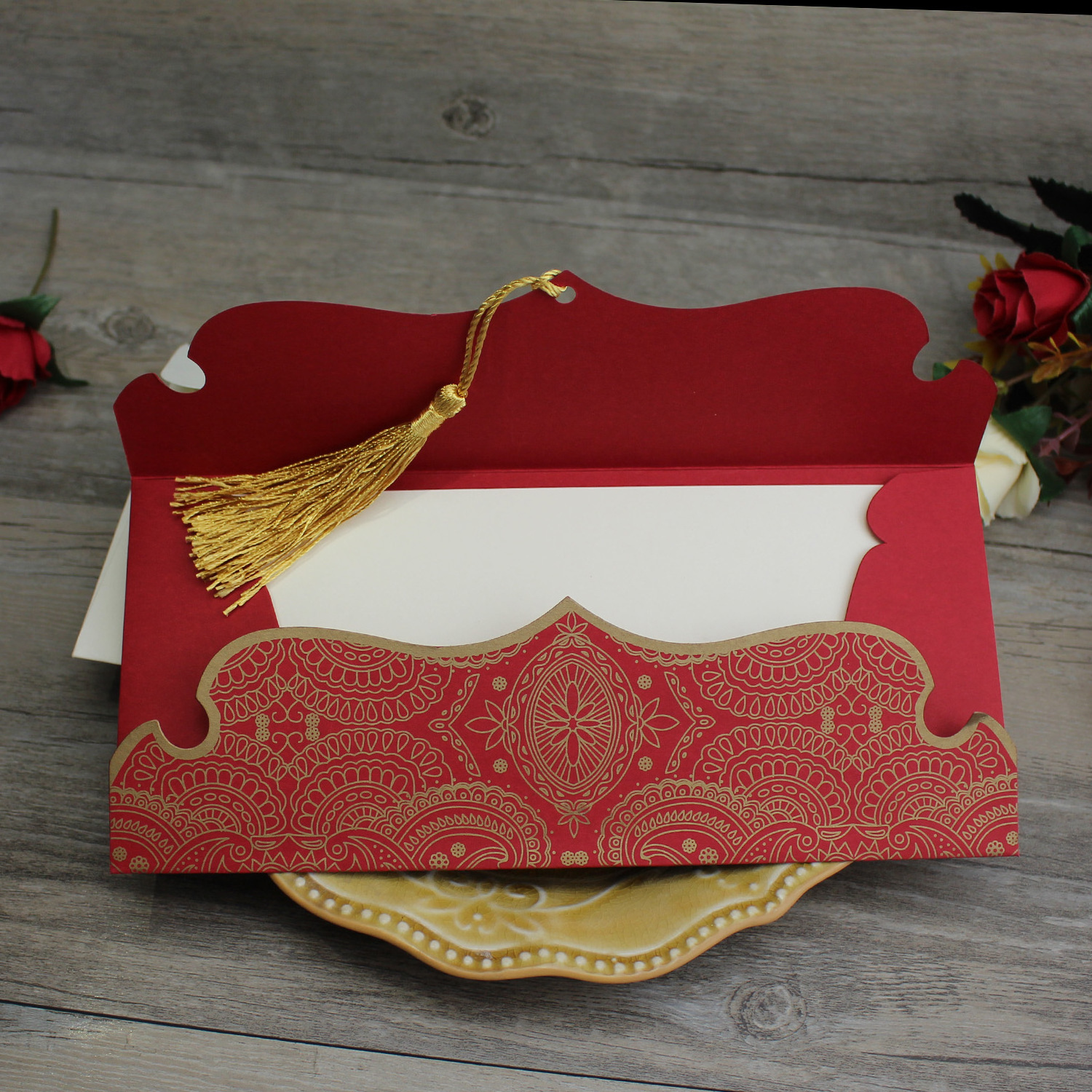 Cheap Design Gold Red Nepali Paper Pocket Fold Marriage Invitation Design Wedding Cards with Tissue birthday invitation cards